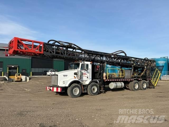 Kenworth T800 Truck mounted drill rig