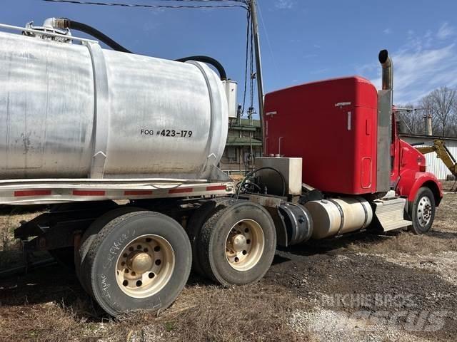 Kenworth T800 Prime Movers