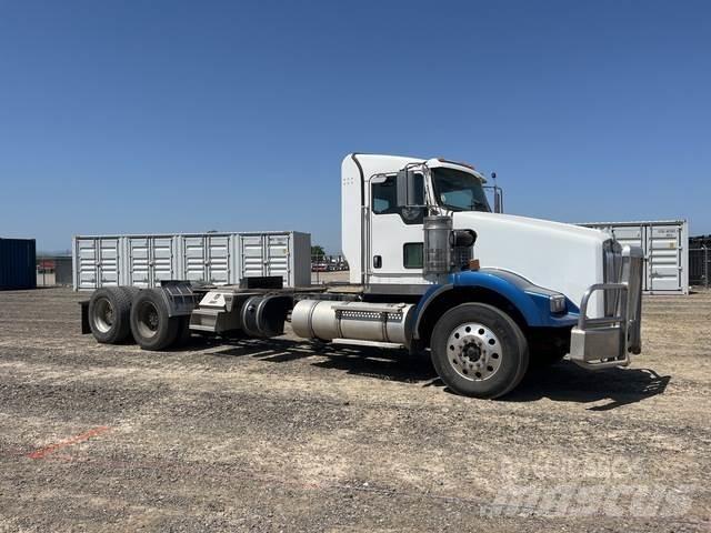 Kenworth T800 Prime Movers