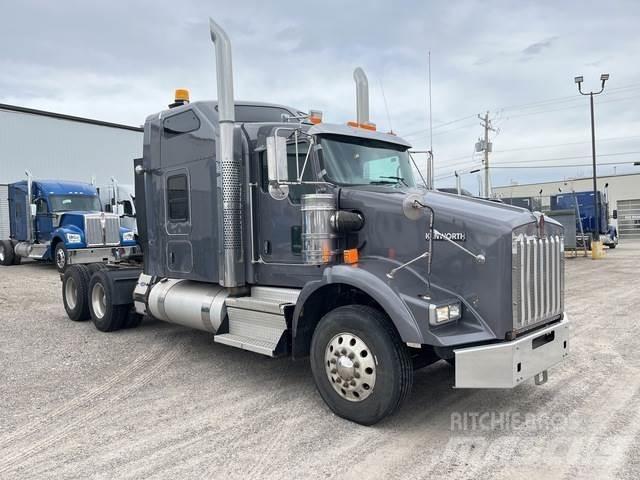 Kenworth T800 Prime Movers