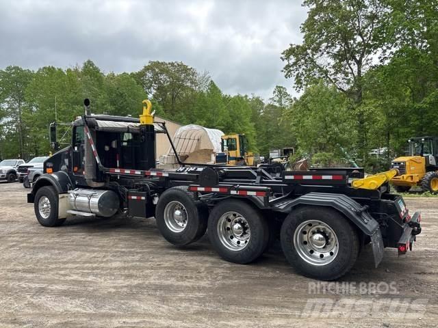 Kenworth T800 Hook lift trucks