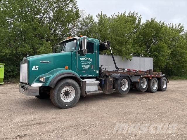 Kenworth T800 Skip bin truck