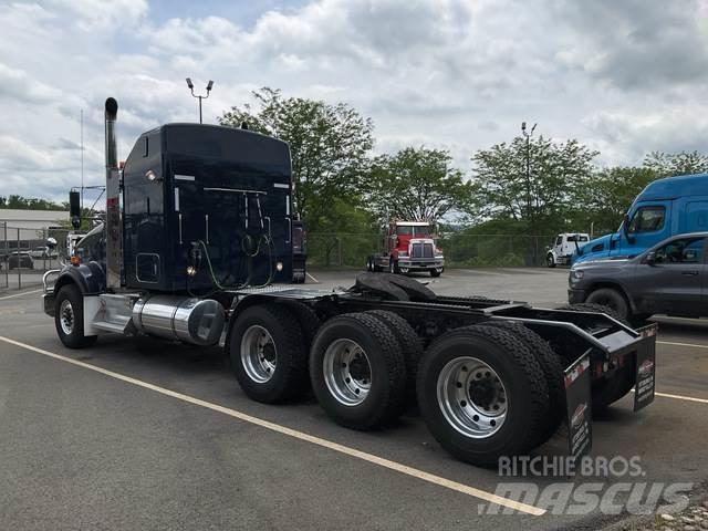 Kenworth T800 Prime Movers