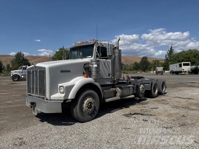 Kenworth T800 Prime Movers
