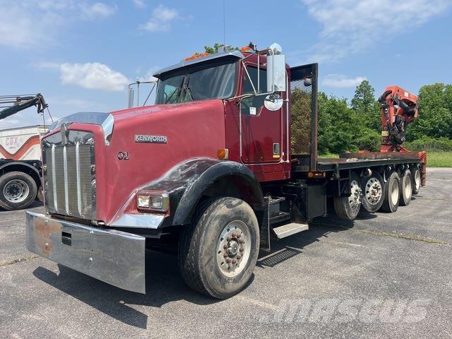 Kenworth T800 Truck mounted cranes