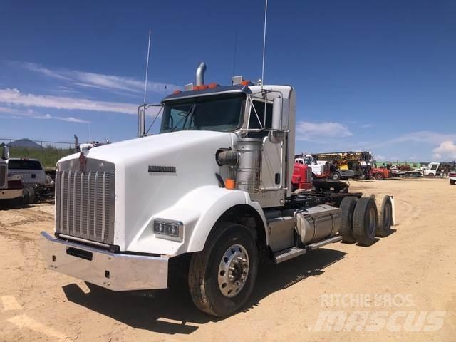 Kenworth T800 Prime Movers