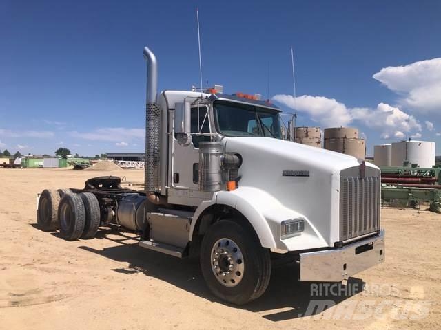 Kenworth T800 Prime Movers