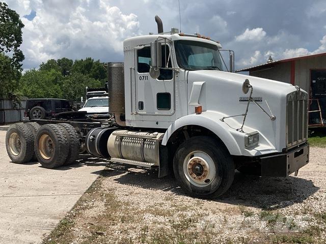 Kenworth T800 Prime Movers