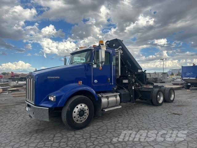 Kenworth T800 Truck mounted cranes