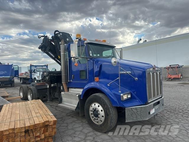 Kenworth T800 Truck mounted cranes