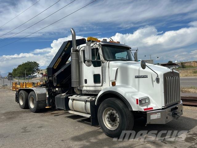 Kenworth T800 Truck mounted cranes