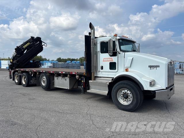 Kenworth T800 Truck mounted cranes