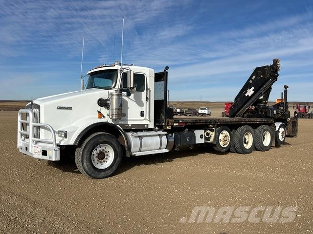 Kenworth T800 Truck mounted cranes