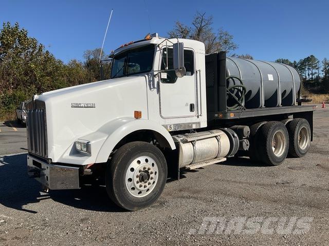 Kenworth T800 Water bowser