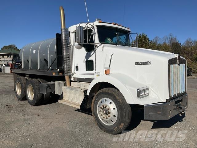 Kenworth T800 Water bowser