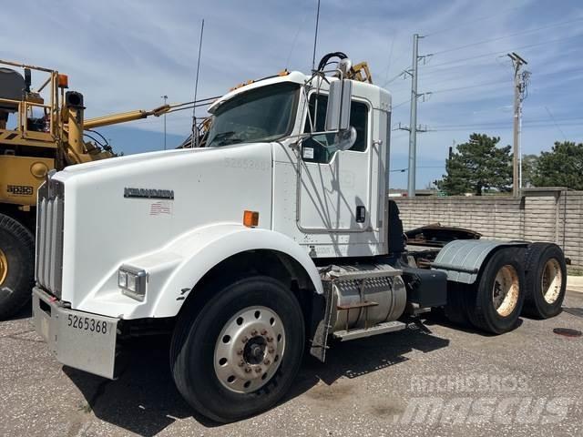 Kenworth T800B Prime Movers