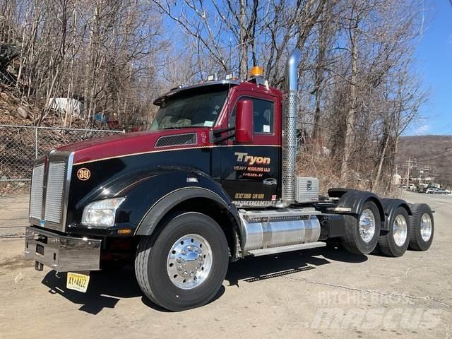 Kenworth T880 Prime Movers