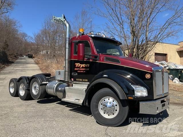 Kenworth T880 Prime Movers