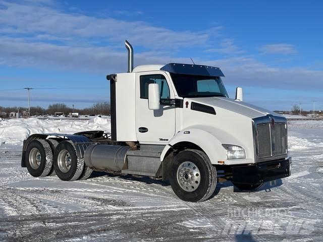 Kenworth T880 Prime Movers