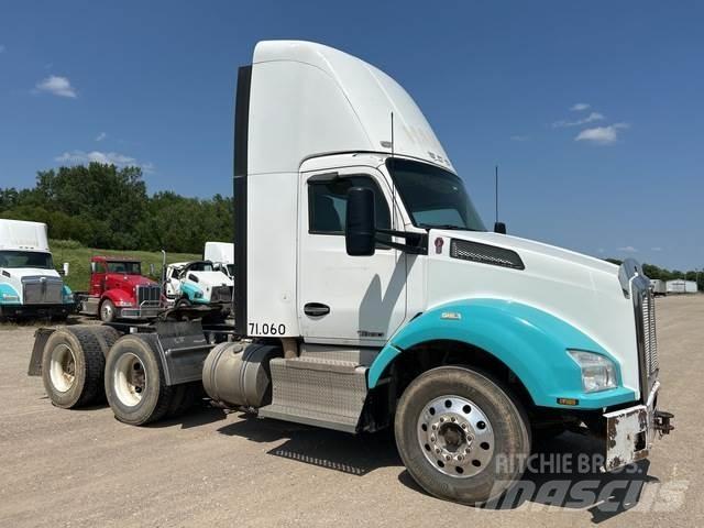 Kenworth T880 Prime Movers