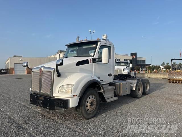 Kenworth T880 Prime Movers