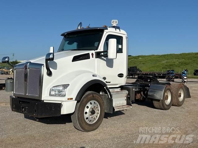 Kenworth T880 Prime Movers