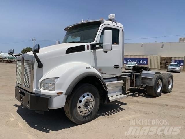 Kenworth T880 Prime Movers