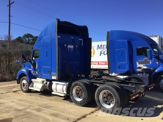 Kenworth T880 Prime Movers