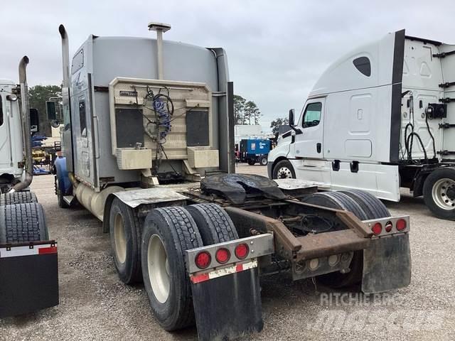 Kenworth W900 Prime Movers