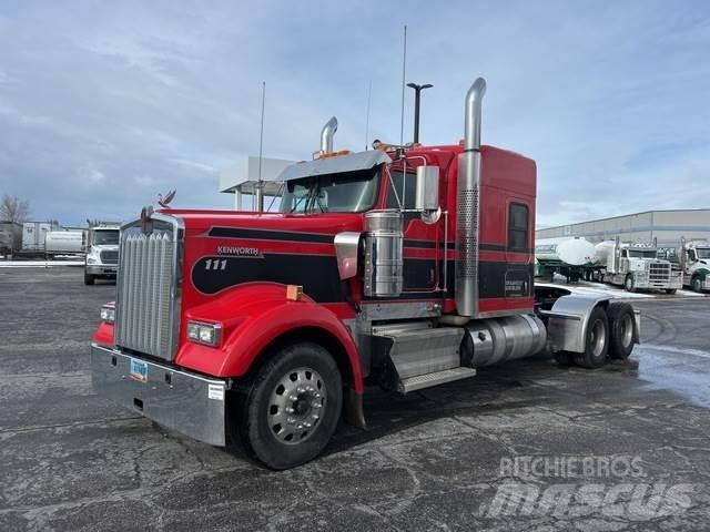 Kenworth W900 Prime Movers