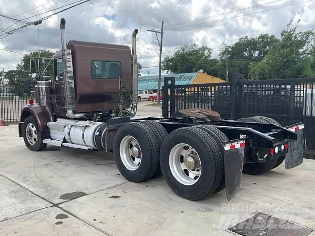 Kenworth W900 Prime Movers