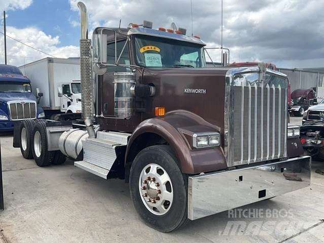 Kenworth W900 Prime Movers