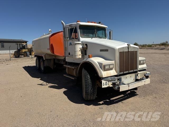 Kenworth W900 Water bowser