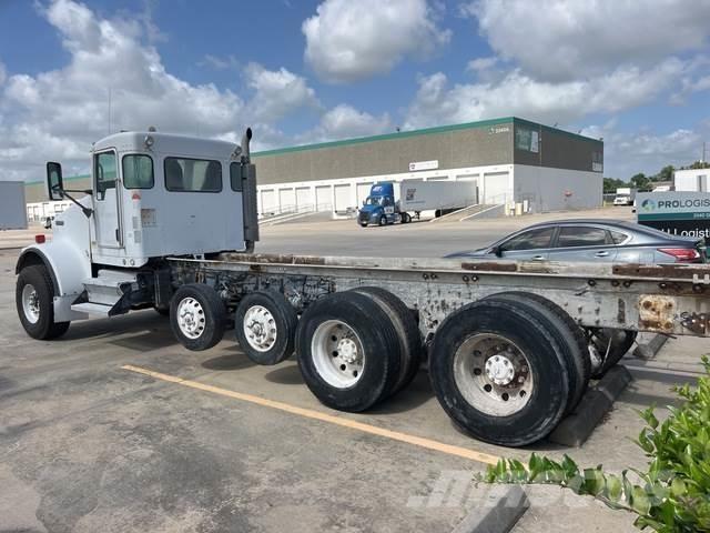 Kenworth W900 Cabins and interior