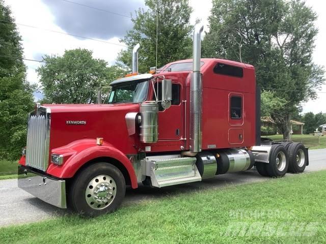 Kenworth W900 Prime Movers