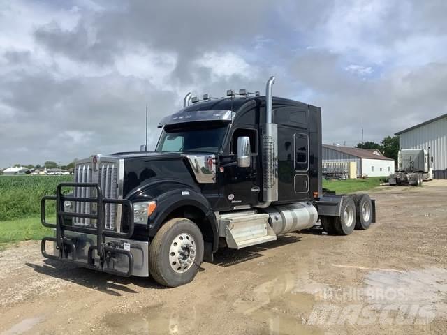 Kenworth W990 Prime Movers