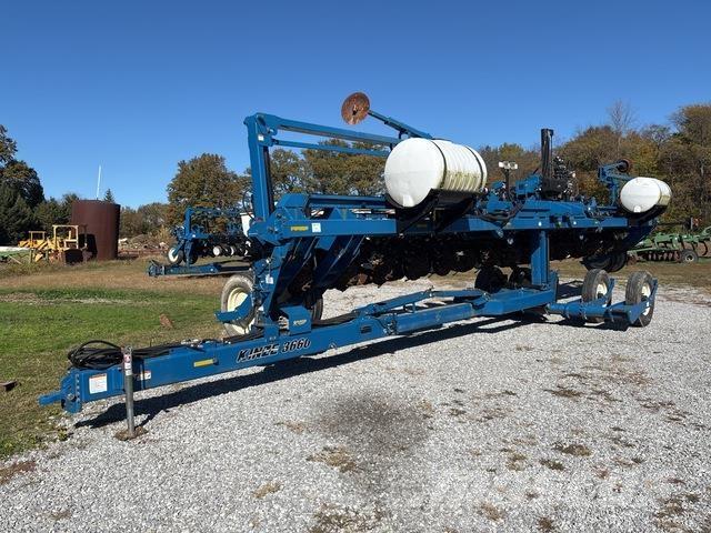 Kinze 3660 Planters