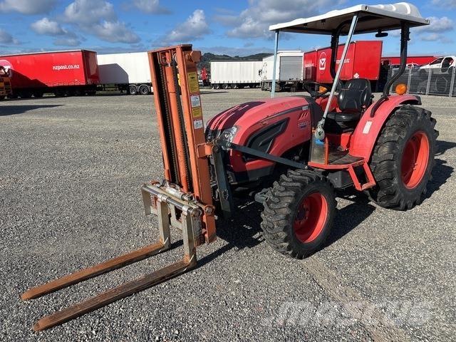 Kioti DK4810M Tractors