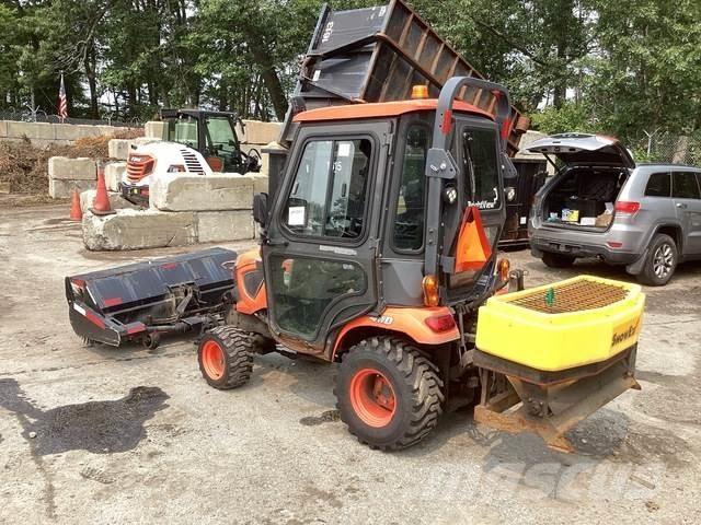 Kubota BX2380 Compact tractors