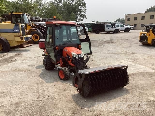 Kubota BX2380 Compact tractors