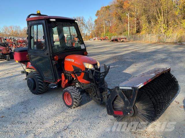 Kubota BX2380 Compact tractors