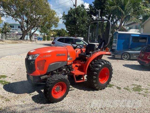Kubota L3301D Compact tractors