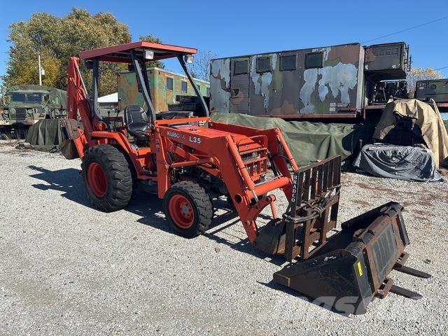 Kubota L35 Backhoe