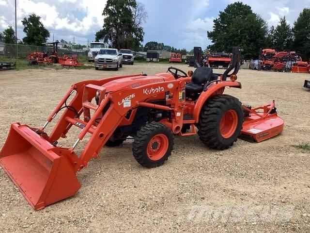 Kubota L3902DT Compact tractors