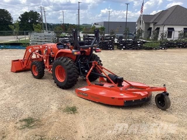 Kubota L3902DT Compact tractors