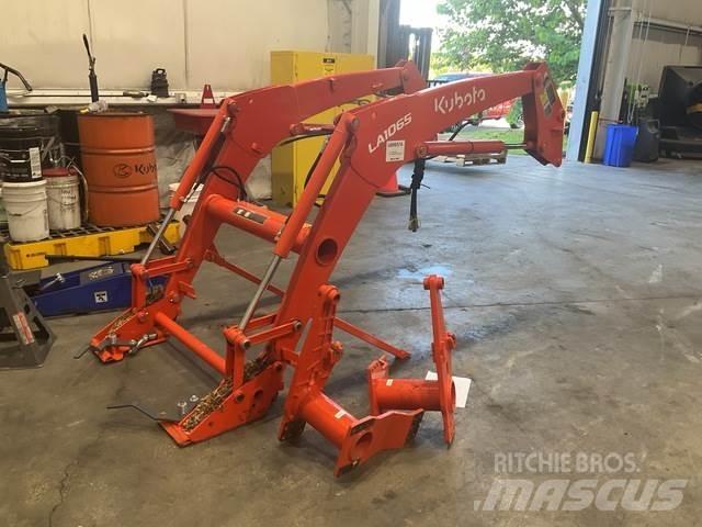 Kubota LA1065A Other