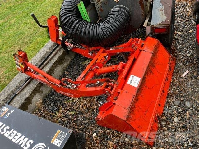 Kubota LA344S Other