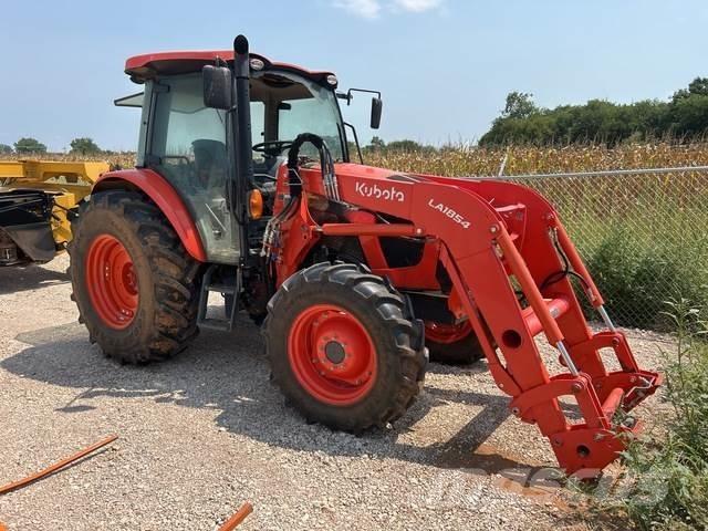 Kubota M5-111D Compact tractors