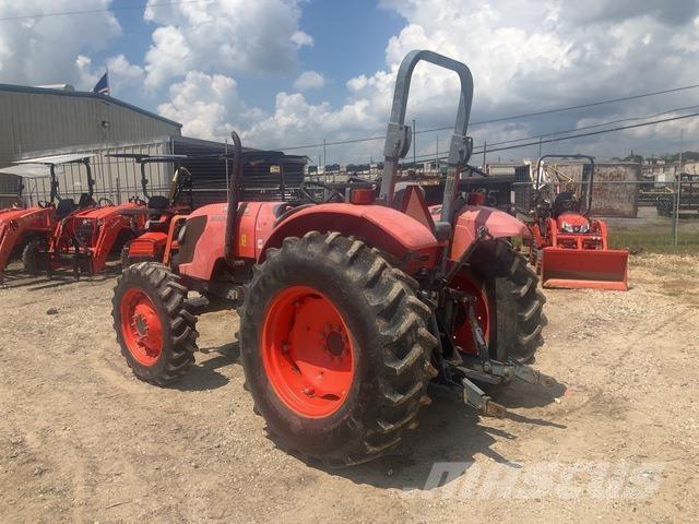 Kubota M6040DT Compact tractors