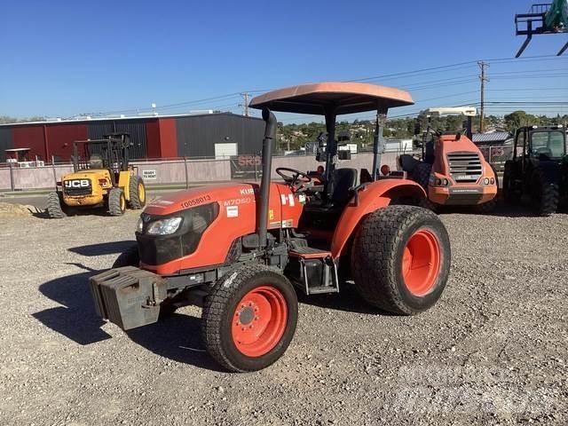 Kubota M7060D Compact tractors